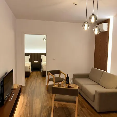 Class Apartamento *